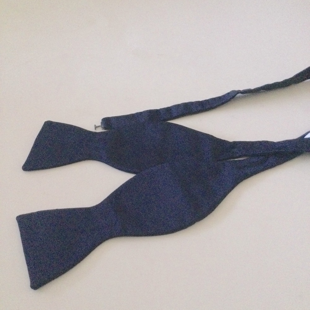ETON GROSGRAIN SILK BOW TIE NAVY BLUE OS ADJUSTABLE NOT PRE-TIED NWOT
